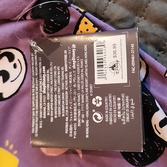 NWT Artist Series shirt. XXL - Picture 8 of 10